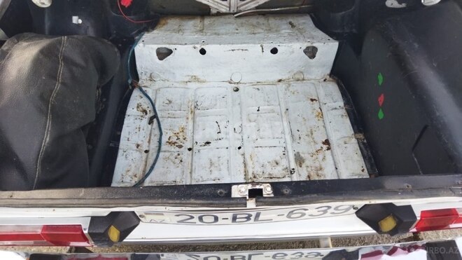 LADA (VAZ) 2106 1987, 15,421 km - 1.6 l - Qazax