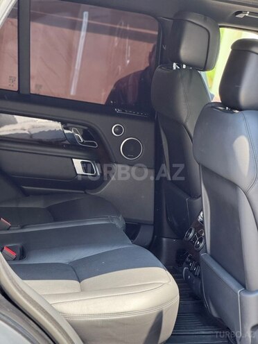 Land Rover Range Rover 2019, 130,000 km - 3.0 l - Bakı
