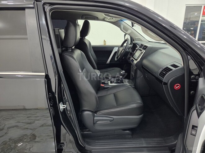 Toyota Land Cruiser Prado-14