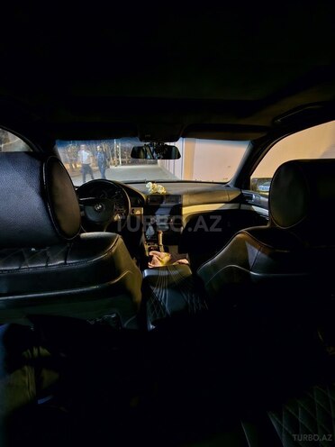 BMW 523 1996, 380,000 km - 2.5 l - Bakı