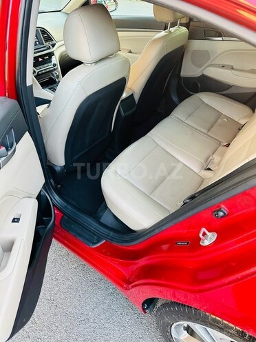 Hyundai Elantra 2018, 157,716 km - 2.0 л - Bakı