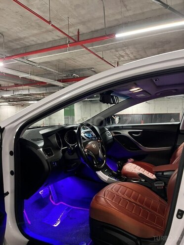 Hyundai Elantra 2015, 149,000 km - 1.8 l - Bakı