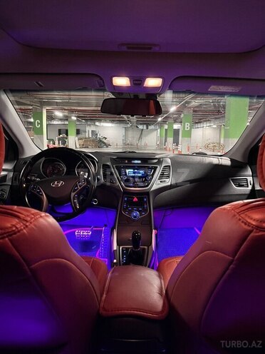 Hyundai Elantra 2015, 149,000 km - 1.8 l - Bakı