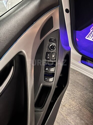 Hyundai Elantra 2015, 149,000 km - 1.8 l - Bakı