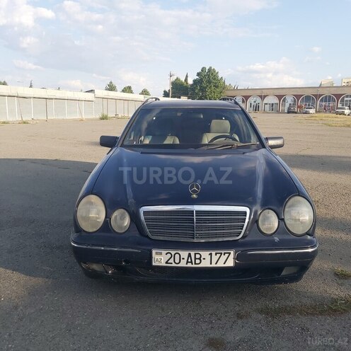 Mercedes E 240 1999, 190,000 km - 2.4 l - Gəncə