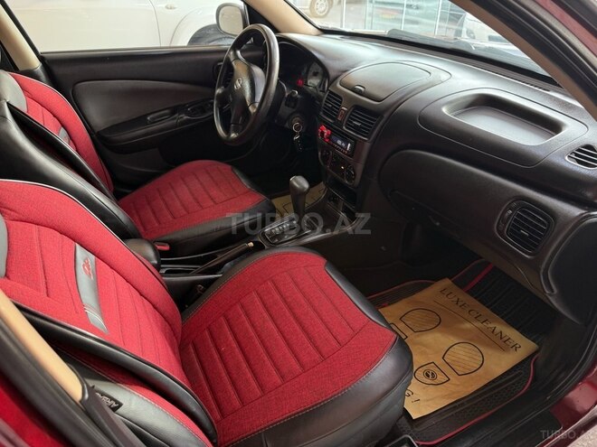 Nissan Sunny-11