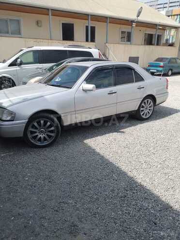 Mercedes C 200 1995, 100,000 km - 2.0 л - Bakı