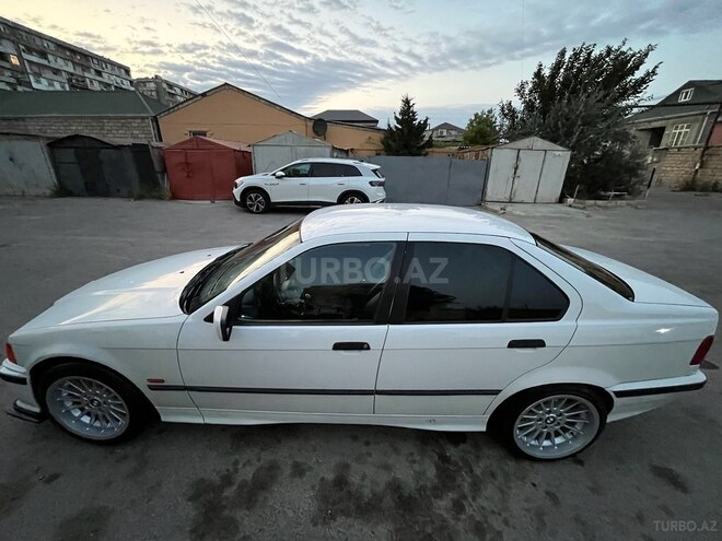 BMW 318 1998, 300,000 km - 1.8 л - Bakı