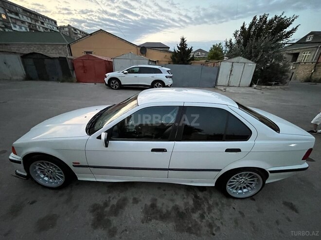 BMW 318 1998, 300,000 km - 1.8 л - Bakı