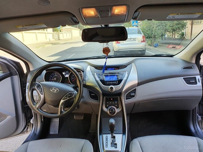 Hyundai Elantra 2012, 321,869 km - 1.8 l - Bakı