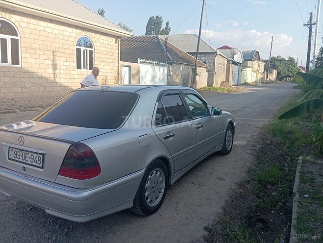 Mercedes C 200 1995, 630,000 km - 2.0 l - Tovuz