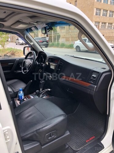 Mitsubishi Pajero 2008, 191,000 km - 3.0 l - Bakı