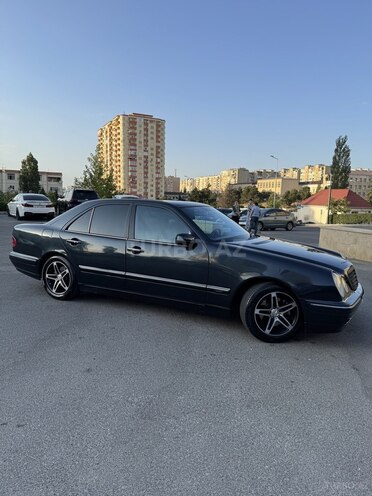 Mercedes E 320 2000, 292,222 km - 3.2 л - Bakı