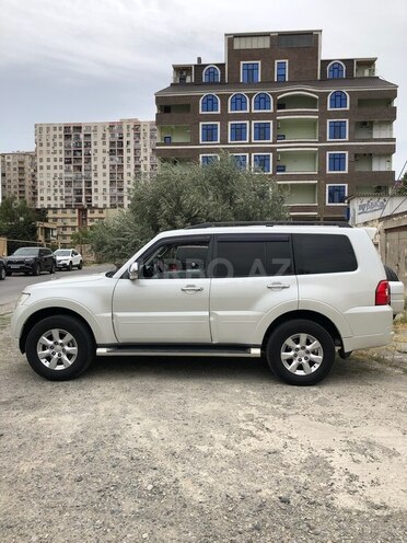 Mitsubishi Pajero 2008, 191,000 km - 3.0 l - Bakı