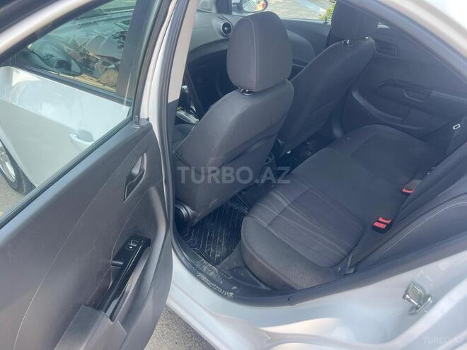 Chevrolet Aveo-9