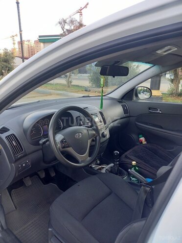 Hyundai i30 2008, 337,000 km - 1.6 l - Sumqayıt