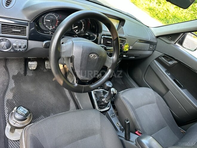 LADA (VAZ) Priora 2018, 186,000 km - 1.6 л - Quba