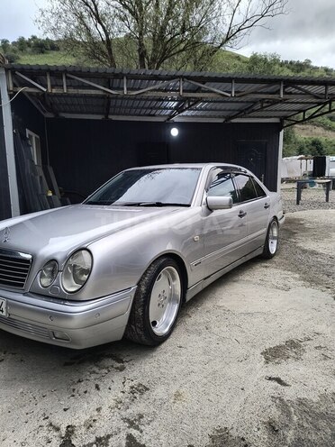 Mercedes E 280 1998, 444,471 km - 2.8 l - Gəncə