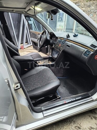 Mercedes E 280 1998, 444,471 km - 2.8 l - Gəncə