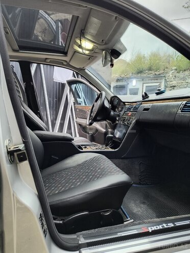 Mercedes E 280 1998, 444,471 km - 2.8 l - Gəncə