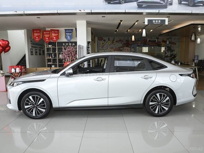 Changan Qiyuan A05 2025, 0 km - 1.5 l - Bakı