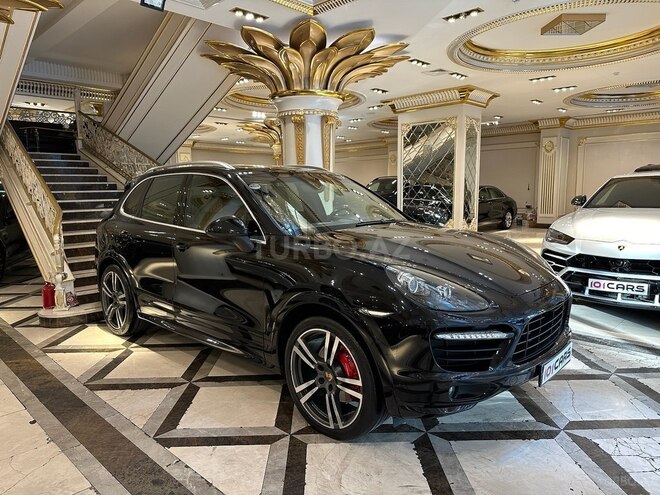 Porsche Cayenne GTS 2013, 72,000 km - 4.8 l - Bakı