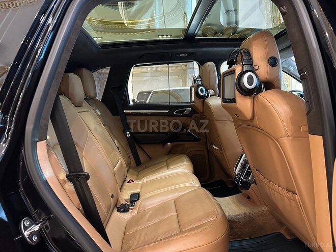 Porsche Cayenne GTS 2013, 72,000 km - 4.8 l - Bakı