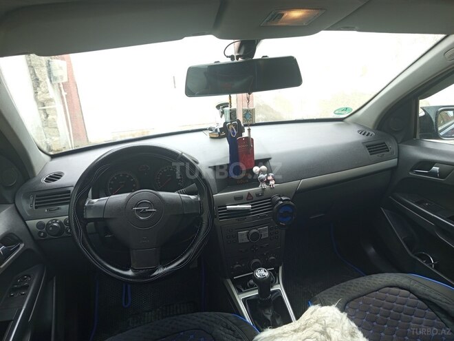 Opel Astra 2005, 300,000 km - 1.4 l - Bakı