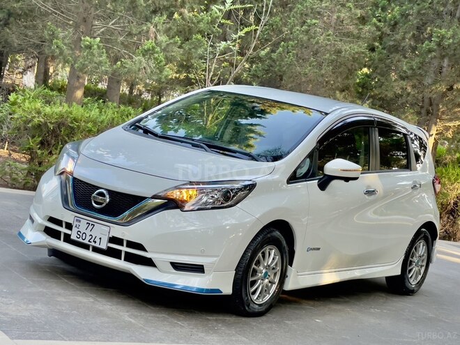 Nissan Note-9