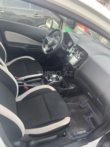 Nissan Note-17
