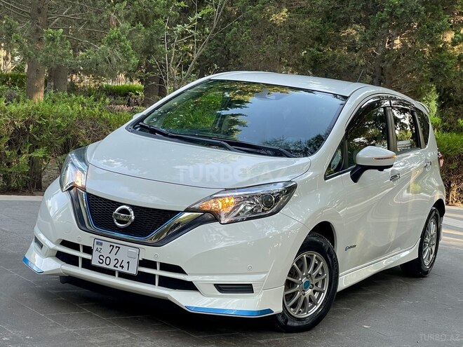 Nissan Note-1