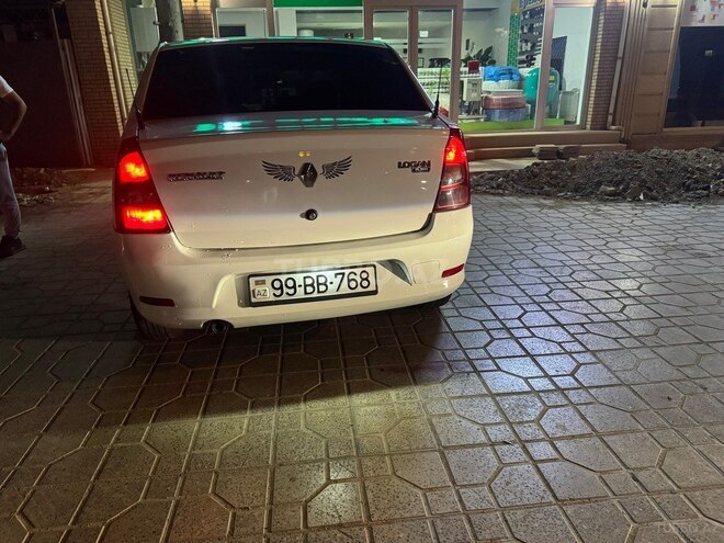 Renault Logan-2