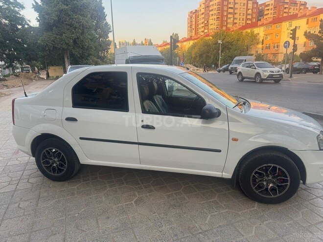 Renault Logan-7