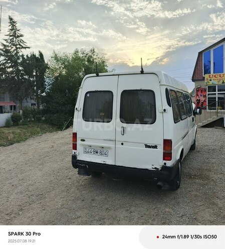 Ford Transit 1995, 450,000 km - 2.5 l - Salyan