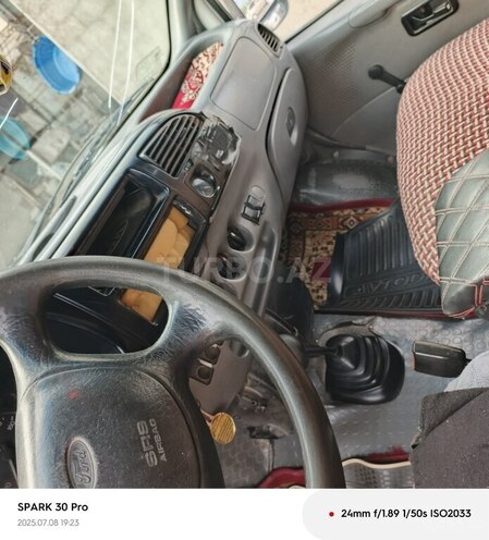 Ford Transit 1995, 450,000 km - 2.5 l - Salyan