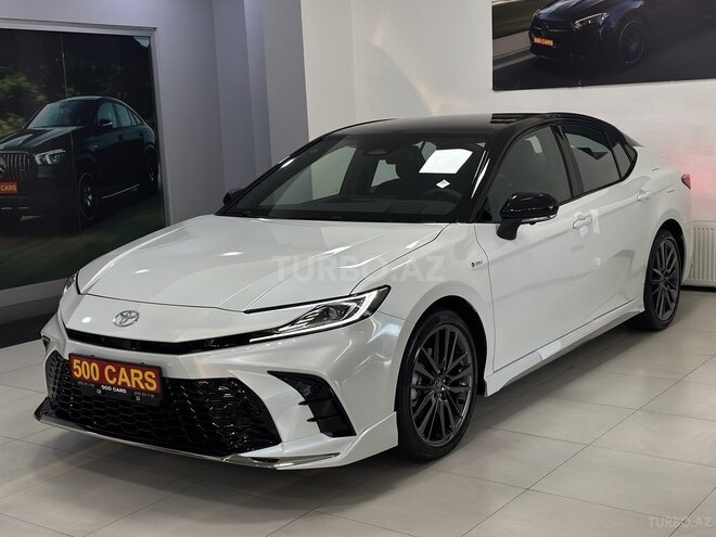 Toyota Camry-1