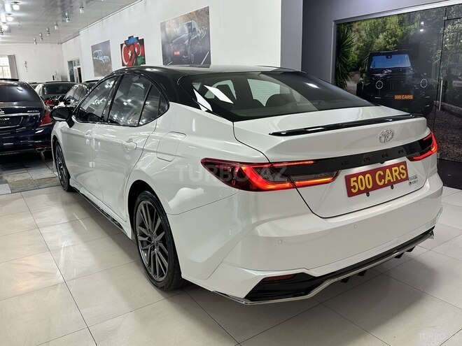 Toyota Camry-4