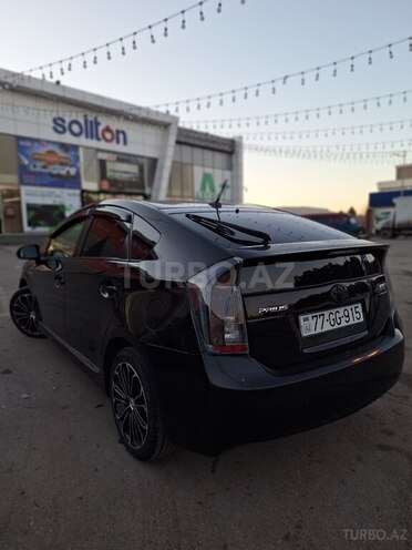Toyota Prius 2013, 214,000 km - 1.8 l - Sumqayıt