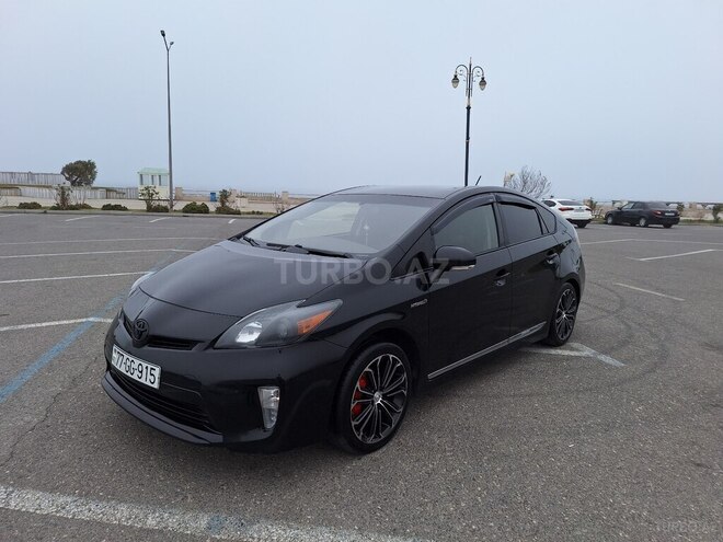 Toyota Prius 2013, 214,000 km - 1.8 l - Sumqayıt