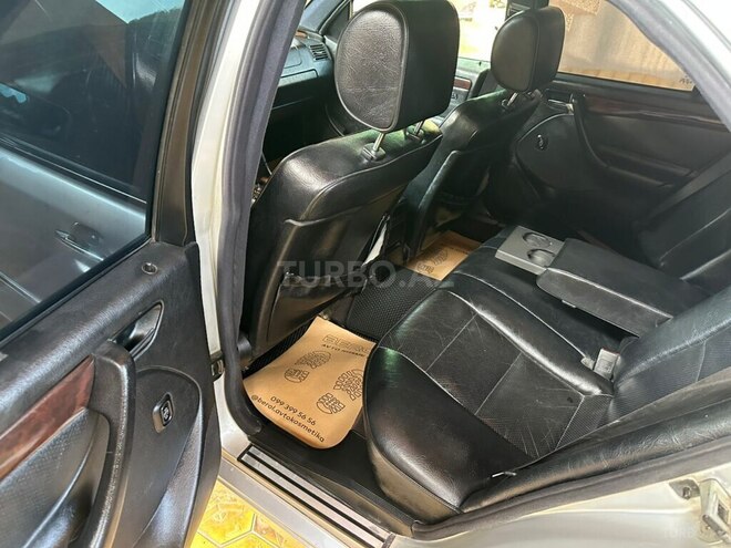 Mercedes C 230-12