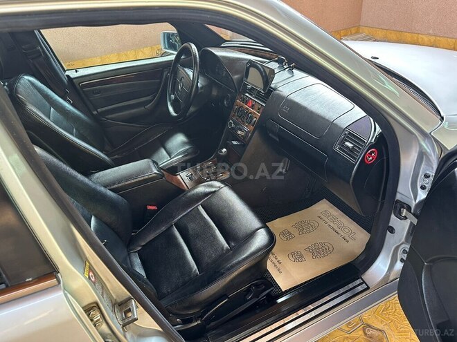 Mercedes C 230-10
