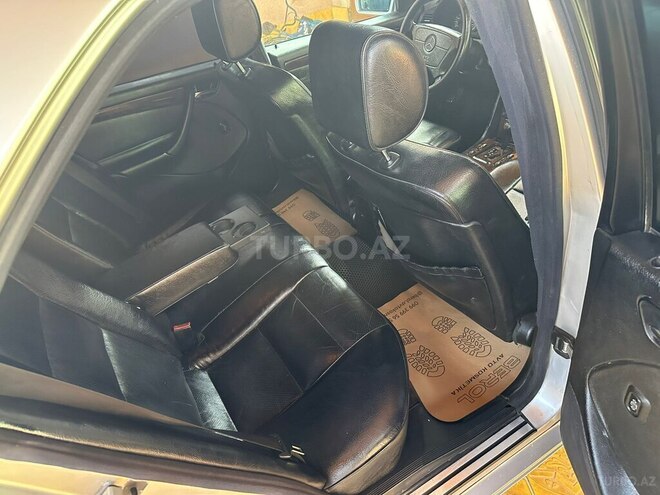 Mercedes C 230-11