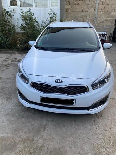 Kia  2018, 280,000 km - 1.6 l - Bakı