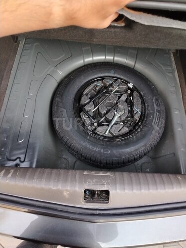 Chevrolet Cobalt-5