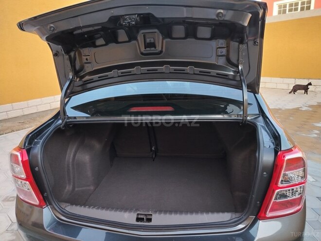 Chevrolet Cobalt-6