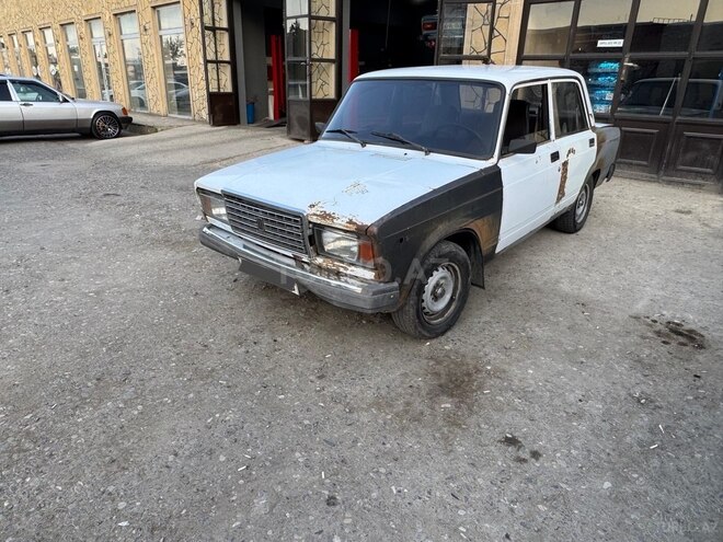 LADA (VAZ) 2107 1999, 95,000 km - 1.6 l - Quba