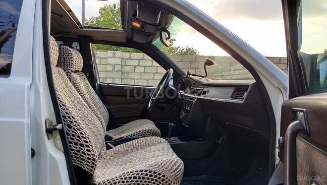 Mercedes 190 1990, 265,000 km - 2.0 л - Bakı