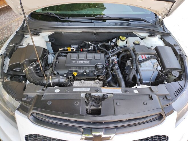 Chevrolet Cruze 2015, 155,000 km - 1.4 l - Şəmkir