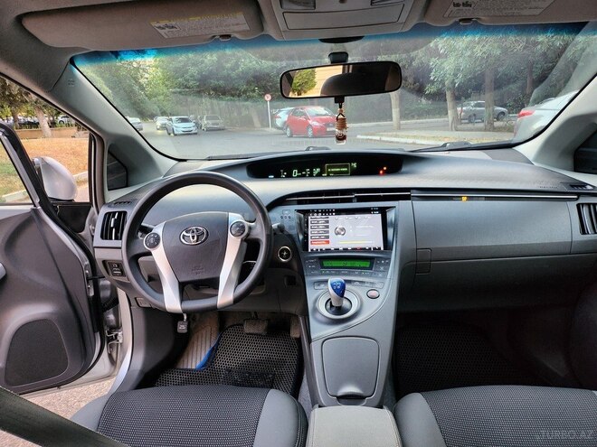 Toyota Prius 2009, 320,000 km - 1.8 л - Bakı