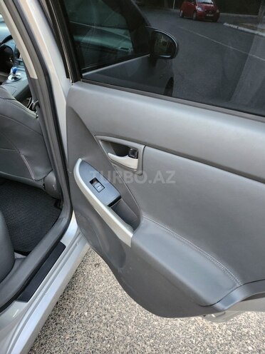 Toyota Prius 2009, 320,000 km - 1.8 л - Bakı